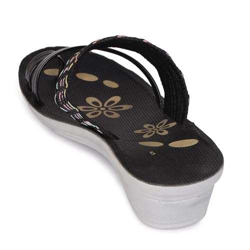 Image of Women Stylish & Comfortable Sandals | Lightweight Cushioned Footbed | Anti-Slip Sole, Casual Footwear