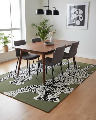 Image of Restoration and Renovation Climbing Jaguar Modern Handmade Wool Rug for Living Room, Bedroom and Dining Room (Green, 5' x 8')