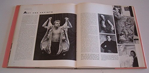 The Fifties in Vogue 0434207004 Book Cover