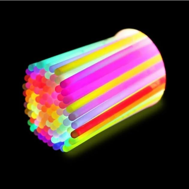 Ayieyill 100pcs Glow Sticks Bulk Party Pack 8" Halloween Glow Sticks for Glow in The Dark Party Supplies (200pcs)