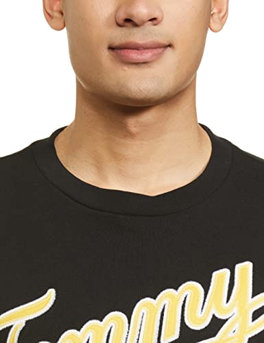 Image of Tommy Hilfiger Men Relaxed Fit T-Shirt
