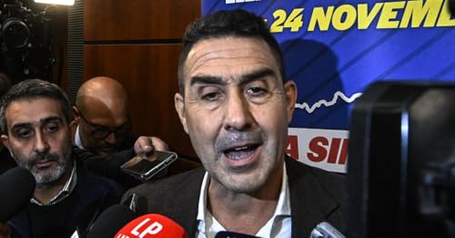 Vannacci lascia la Lega - Piantedosi difende la Polizia, la sinistra si divide