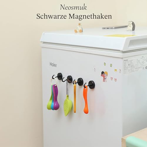 Foto von Neosmuk Magnethaken, 48kg Extra Starke Magnetische Haken für Camping, Werkstatt, Spind, Kleiderhaken mit Neodym Magnet für Outdoor und Kreuzfahrt Zubehör, Schwarz,4er-Pack