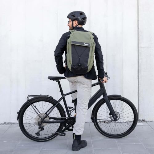 Image of Thule Paramount Bike Commuter Backpack, 28L Capacity, Adjustable Fit
