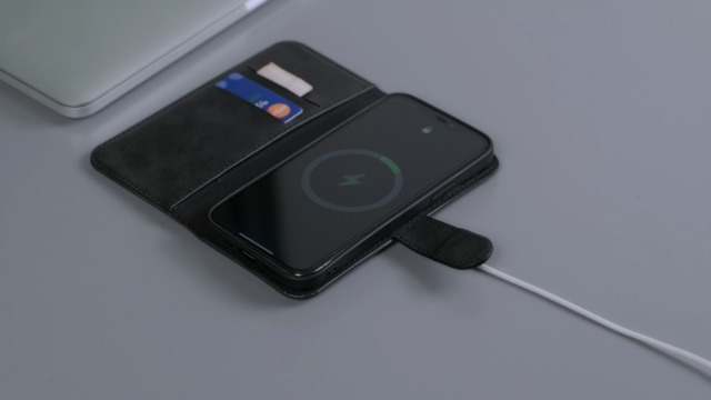 Custodia Multifunzione Antifurto Regalo Giyer Custodia Per IPhone 15 Plus, Con Pellicola Protettiva, Funzione Pellicola Vetro Temperato Inclusa