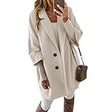Ce modèle présente un élégant revers cranté qui apporte une touche de sophistication à votre garde-robe d'hiver. Sa coupe droite à simple boutonnage crée une silhouette épurée, ce qui le rend polyvalent et permet de le superposer facilement à des robes, des blazers ou des hauts décontractés pour un look chic et sans effort.