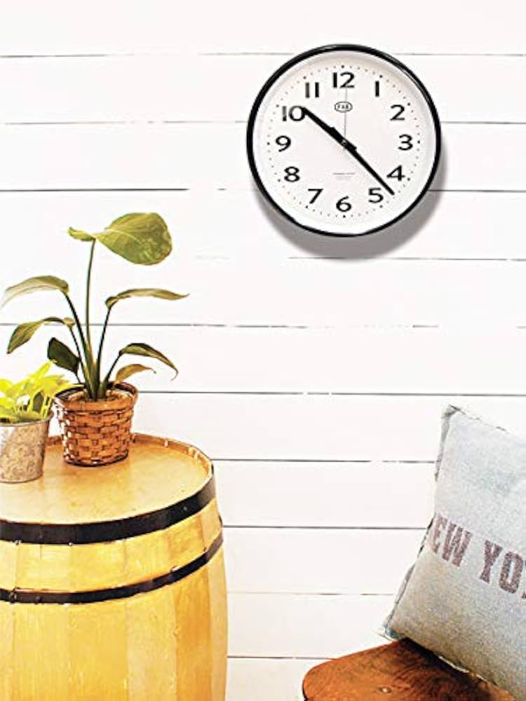 Amazon.co.jp: FAB ウォールクロック 壁掛け時計（1J-179 ブラック