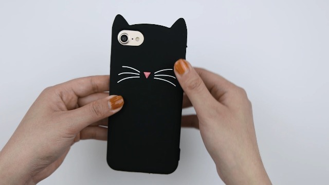 Amazon.com: YONOCOSTA Cute iPhone SE 2022 Case, iPhone SE 2020