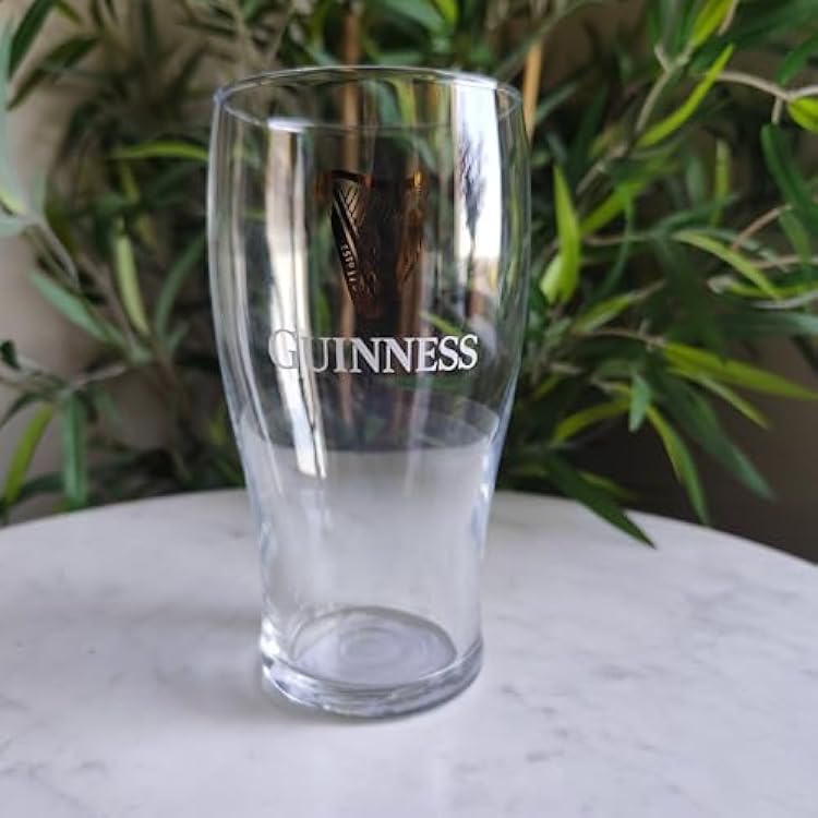 Shamrock Gift Company Guinness Pint Glass - Traditional Tulip Design - Single