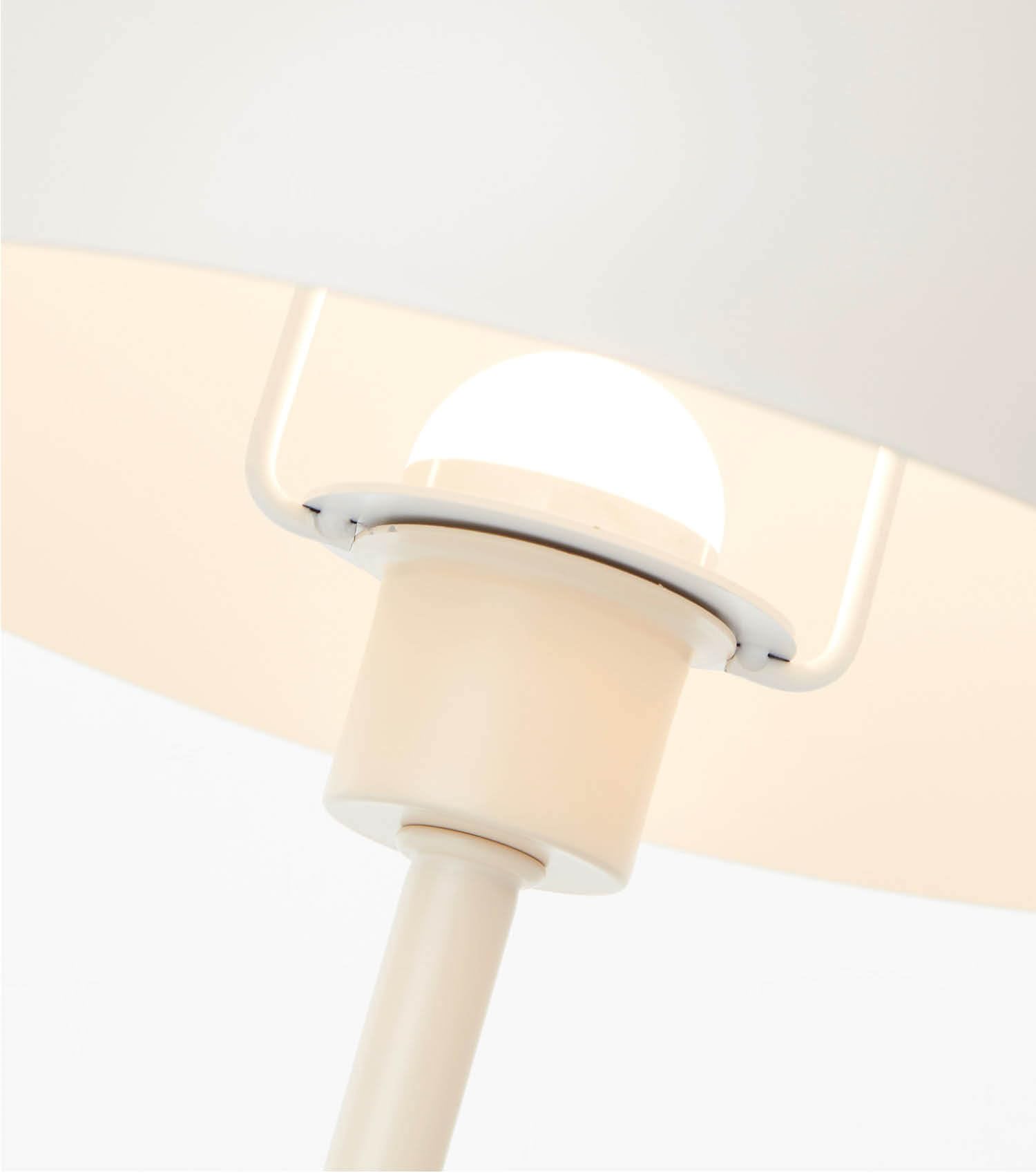 mokebo® LED Tafellamp draadloos, batterijlamp oplaadbar en dimbar 'The Lighthouse', draagbare Lamp, Bureaulamp of vintage Leeslamp met batterij, Bureaubrans in mat zwart metaal voor binnen