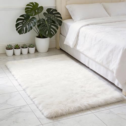 MATIIUI Shag White Rug Small 2x3 Area Rugs for Bedroom Dorm Living Room - Non Slip Ultra Fluffy Shaggy Bedside Area Rugs for Kids Room, Girls Room, Study, Office, Entryway, Playroom, Modern Carpet