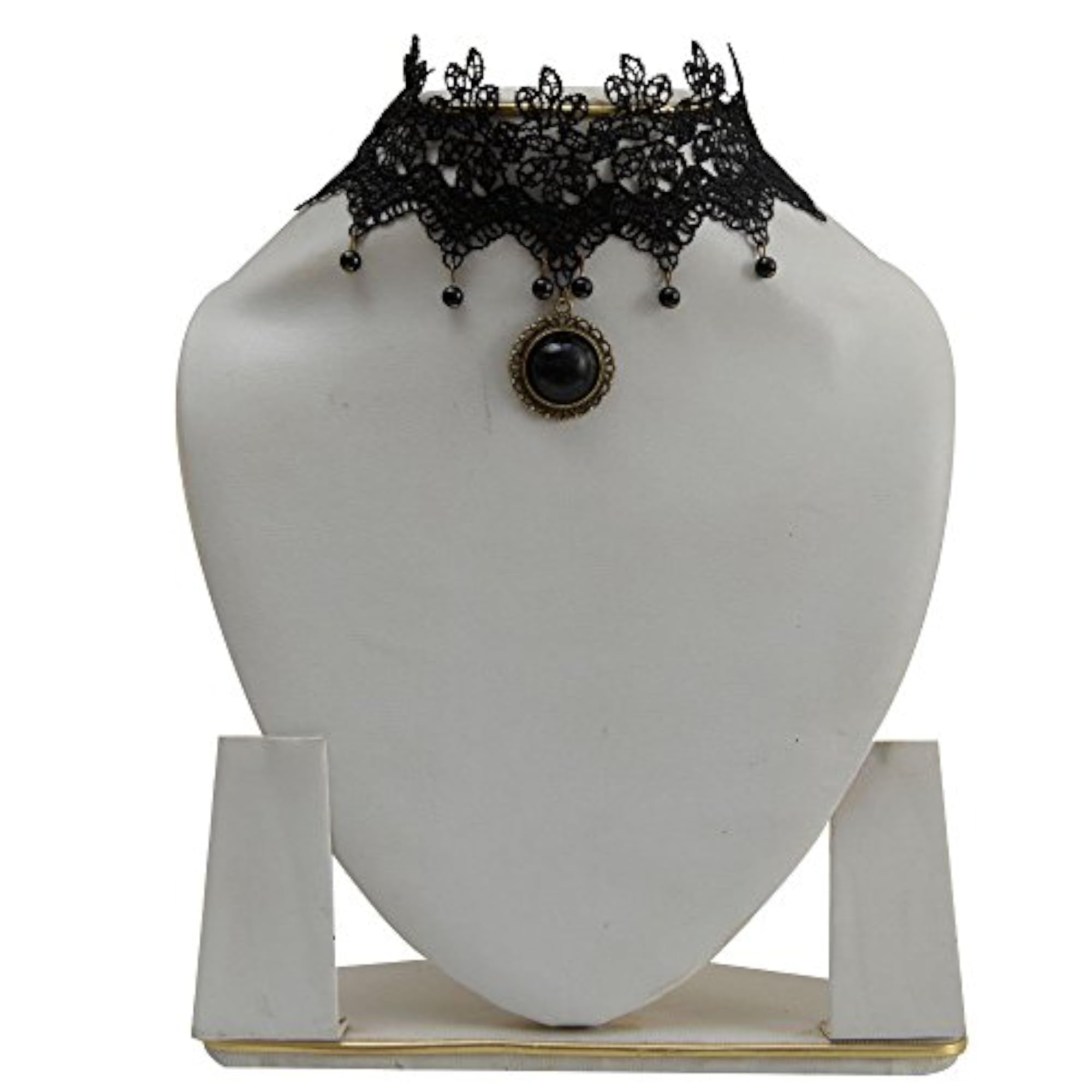 Elegant Lace Necklace with Intricate Design