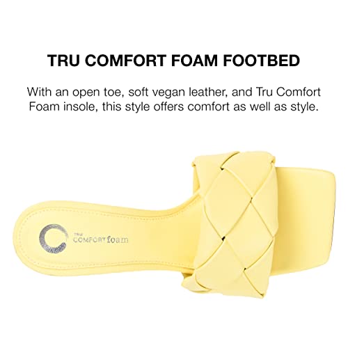 Journee Collection Women's Maysie Pump4