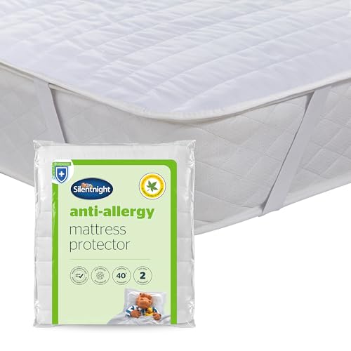 Silentnight Anti Allergy Mattress Protector - Ideal for Allergy and Asthma Sufferers Protecting Against Bacteria and Dust Mites - Bed Cover Pad with Deep Fit Straps Machine Washable Double