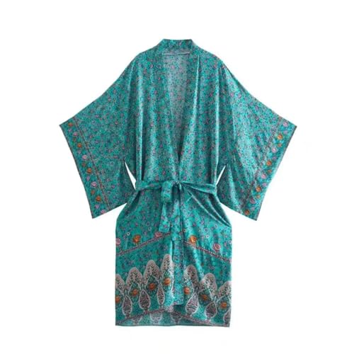 Kimono femme floral bohème parfait pour sublimer vos tenues de plage cet été