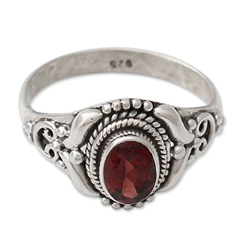 Preisvergleich Produktbild NOVICA Damen Garnet Sterling Silber Cocktail Ring 'traditionelle romantischen' 10