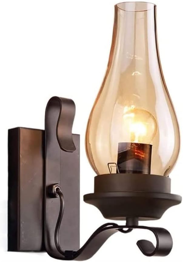 Lampe murale industrielle pour sublimer votre escalier d'entrée