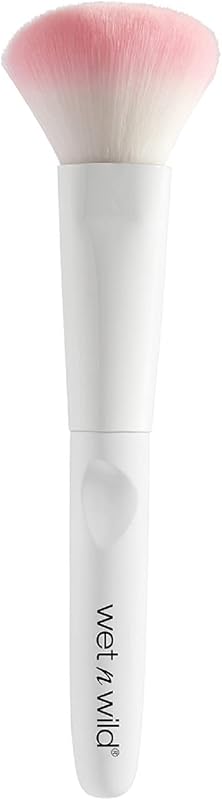 Wet 'n' Wild Brocha de Maquillaje, Brocha para Colorete, Ideal para Aplicación de Maquillaje en las Manzanas de las Mejillas, Brochas de Maquillaje, Brochas y Herramientas de Maquillaje fáciles de usar, Talla única (E796)