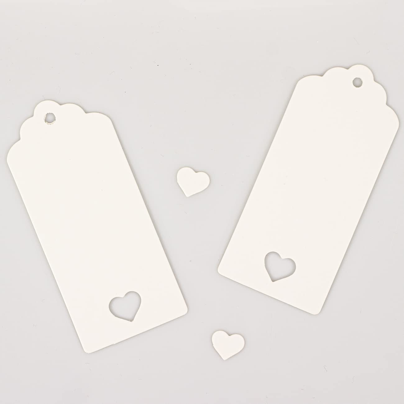 sourcing map 100 etichette regalo in carta kraft con cordoncino, 5,6 x 6,6 cm, etichette vuote da appendere a forma di cuore, etichette in carta