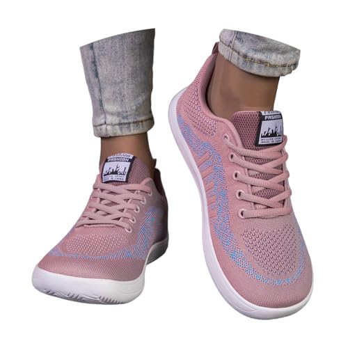 Chaussures outdoor walking pour femme adepte de marche et de nature