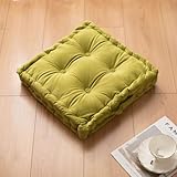 Portable : prenez simplement le coussin de chaise et emportez-le avec vous pour plus de confort partout dans votre maison. Facile à nettoyer. Il suffit de l'essuyer avec un chiffon humide pour garder le coussin carré propre. Remarque : après ouverture, veuillez le tapoter plusieurs fois pour restaurer son moelleux et sa forme.