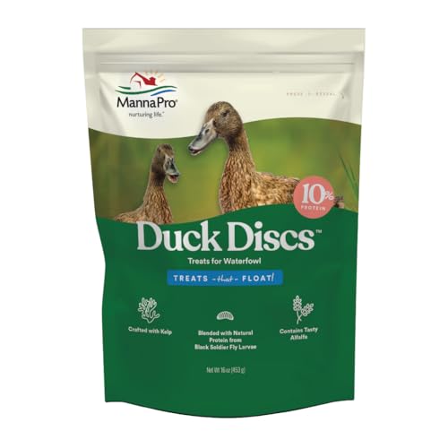 Manna Pro Duck Discs Floating Duck Treats with 10% Protein Made with Black Soldier Fly Larvae Kelp & Alfalfa Treats for Ducks & Waterfowl 16 oz