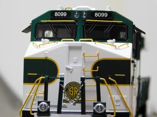 Lionel BTO Norfolk Southern (Southern) Non-Powered ES44#8099 Diesel Engine O Gauge 2533639