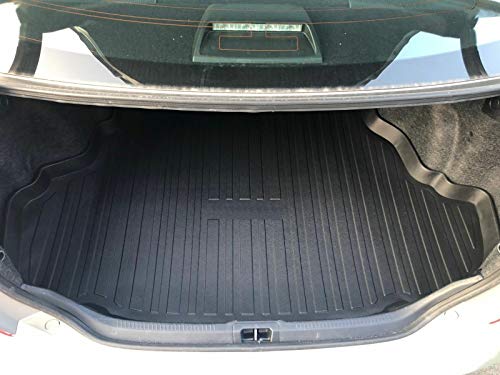 EACCESSORIES EA Cargo Liner - Trunk Mat for Toyota Camry 2012-2017 – Weather-Resistant Trunk Mats for Cars with Raised Lip – Non-Slip Car Trunk Mat Rubber – Easy to Install – Laser Pre-Cut Design