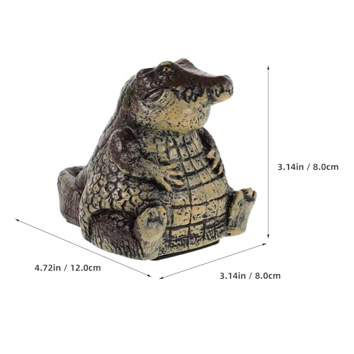 Ocultar llaves jardín es fácil con este caimán decorativo de resina para suelo y macetas 3