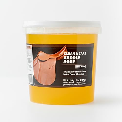 EQUI - CARE Clean and Care Saddle Soap (1170 g - 41,27 Oz)