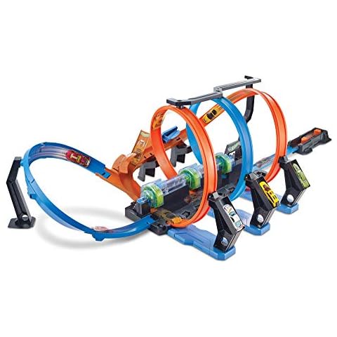Pista de coches triple looping Hot Wheels Cover