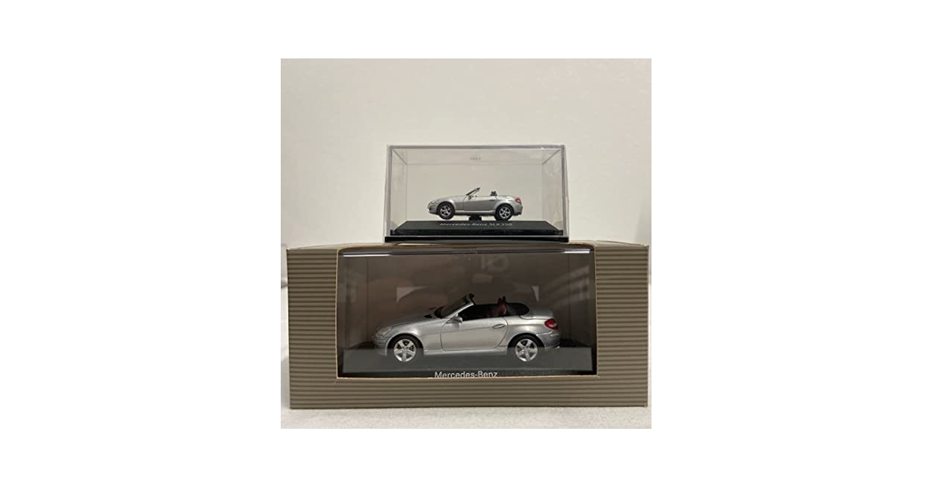 1/43 ベンツ　ディーラー正規モデル　ミニカー　SLK R172 シルバー系 Amazon | Mercedes Benzディーラー限定 1/43 メルセデスベンツ