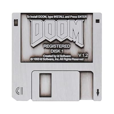 DOOM Floppy Disk Limited Edition, 45 x 45 mm, Metal Caucho | Ya disponible en tu tienda friki favorita! En mundofriki.es!