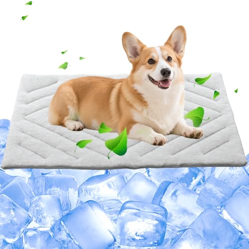BECROWM Dog Cooling Mat Self Coolings Foldable Cooling Pad for Dog in Summer Coolings Mat for Dogs and Cats Machine Washable (Large)