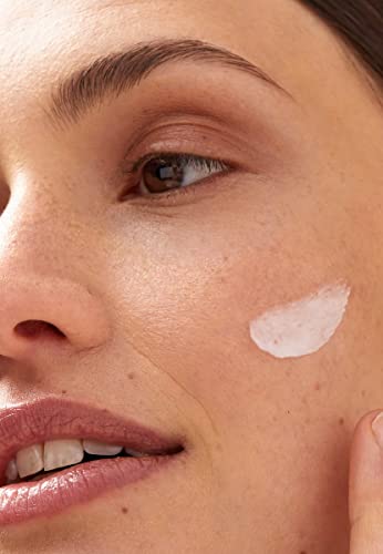 NIVEA-Crema-de-Dia-Nutritiva-FP30-1-x-50-ml-crema-facial-con-protector-solar-30-crema-hidratante-facial-para-piel-seca-y-sensible-con-manteca-de-karite