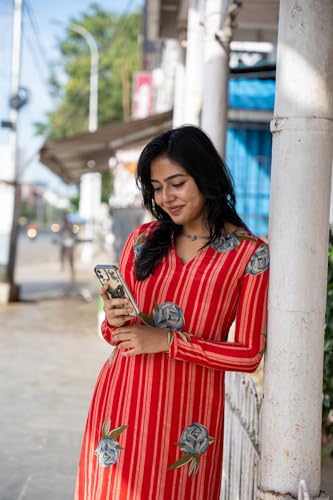 Image of ANNI DESIGNER Women's Cotton Blend Floral Kurta with Pant