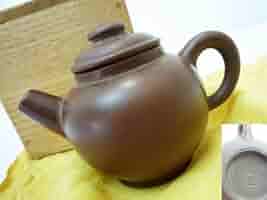 M156-2 荊渓恵孟臣製 水平刻 紫砂朱泥壷 朱泥急須 時代古作 煎茶道具　D 唐物朱泥急須「荊渓恵孟臣製」在銘 茶銚 紫砂壺 中国古玩