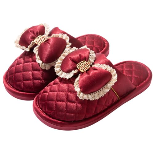 ZNEL Pantuflas Nudo De Lazo Satén Sedoso Zapatillas Planas Acolchado Cosido a Mano Antideslizante Suela De 1,5cm De Grosor Zapatos De Casa De Boda(40/41 EU, Red-Women)