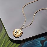 Lovett&Co. 18k Gold Plated Cheese Plant Leaf Necklace Short - Image 3