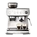Oster® Cafetera para Espresso Perfect Brew, 15 Bar, con Molino Integrado, Acabado Acero Inoxidable, BVSTEM7300