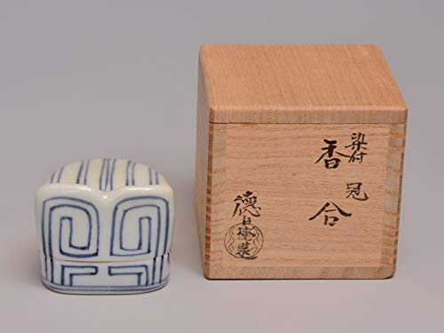Amazon.co.jp: 西村徳泉造染付冠香合 共箱 茶道具 香道具 現代工芸 京