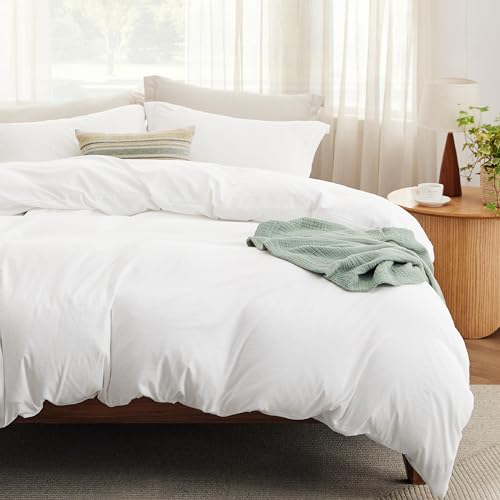 Image of Bedsure Duvet Cover Full Size with Fitted Sheet - 4 Pieces Prewashed Polyester Extra Soft Bedding Set, Includes 1 Duvet Cover 80x90 Inches with Zipper Closure, 2 Pillow Shams, 1 Fitted Sheet, White