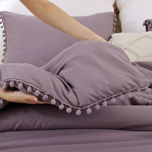 YIRDDEO Full Size Comforter Sets - Full Size Comforter with Ball Pom Fringe, Soft Bedding Set for All Seasons - 3 Pieces, 1 Comforter (79"x90") & 2 Pillow Shams(20"x26"), Dusty Purple