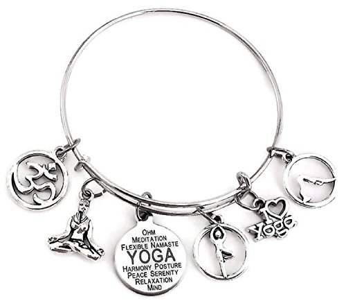 Kit s Kiss Yoga Bracelet, Yoga Jewelry, I Love Yoga Bracelet, Om Charm Bracelet, Namaste Bracelet, Namaste Symbol Bracelet, Yoga Instructor Gift, Yoga Gift, Yoga Bangle Bracelet