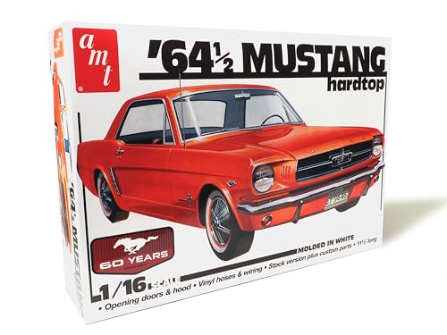 Ford Mustang Coupé 1964.5 AMT édition 60e anniversaire avec moteur détaillé