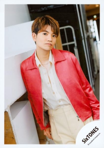 Amazon.co.jp: Six TONES 公式 生 写真（高地優吾）ST01506 : おもちゃ