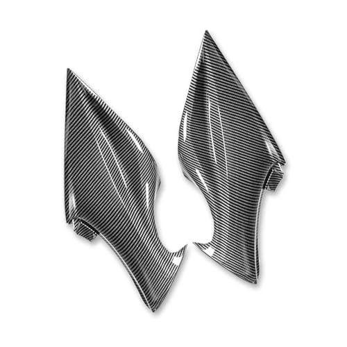 Cache lateral de reservoir pour remplacer un carenage use sur GSX-S1000