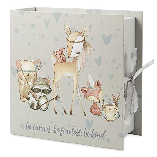Tri-Coastal Design - Prima Scatola dei Ricordi per Neonato con 4 Cassettini per Contenere i Momenti Speciali e i Tesori del Bambino (Baby Forest)