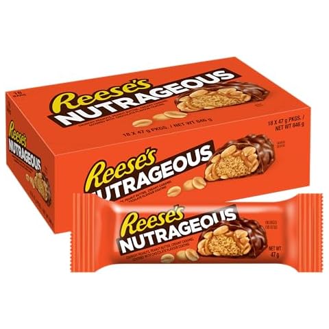 Reese's Nutrageous Bars with Peanuts and Caramel Cover