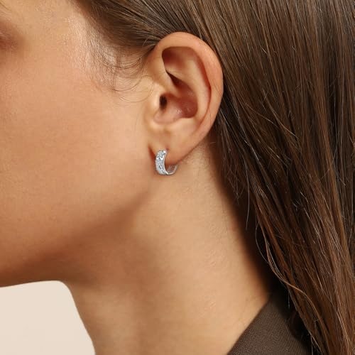 Star Earrings for Teen Girls Women - Sterling Silver Stars Hoop Earrings Hypoallergenic Cubic Zirconia Star Shaped Earrings Lightweight Loop Earrings Gifts for Daughter Granddaughter Niece Christmas3